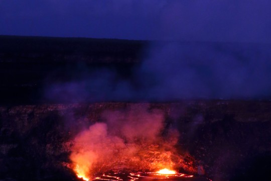 ハレマウマウ火口に溶岩池が出現！