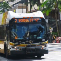 The Bus (ザ・バス) が2番ルートで24時間運行を開始 / 来月から運賃が新料金へ変更