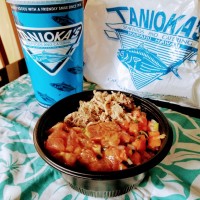 オアフ島のローカルに大人気のTanioka's Seafood and Catering