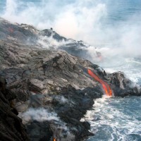 ハワイは、海底火山が隆起してできた島々。