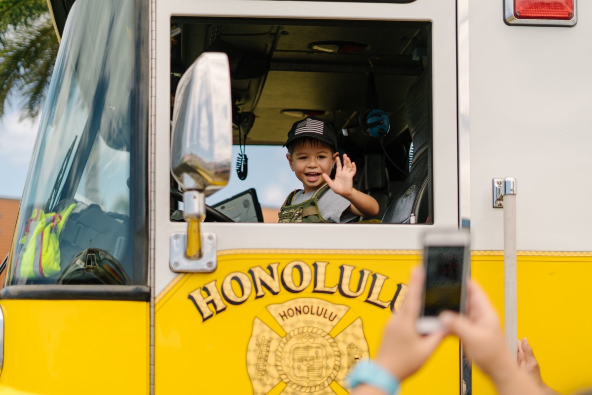 KAPOLEI COMMONS 9TH ANNUAL TOUCH A TRUCK 