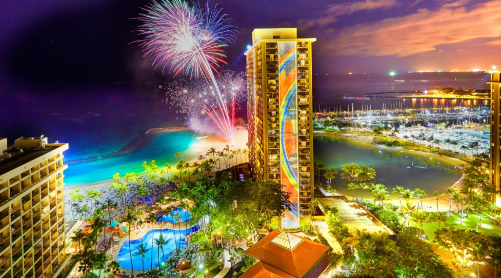 Hilton Hawaiian Village Waikiki Beach Resort Firework show