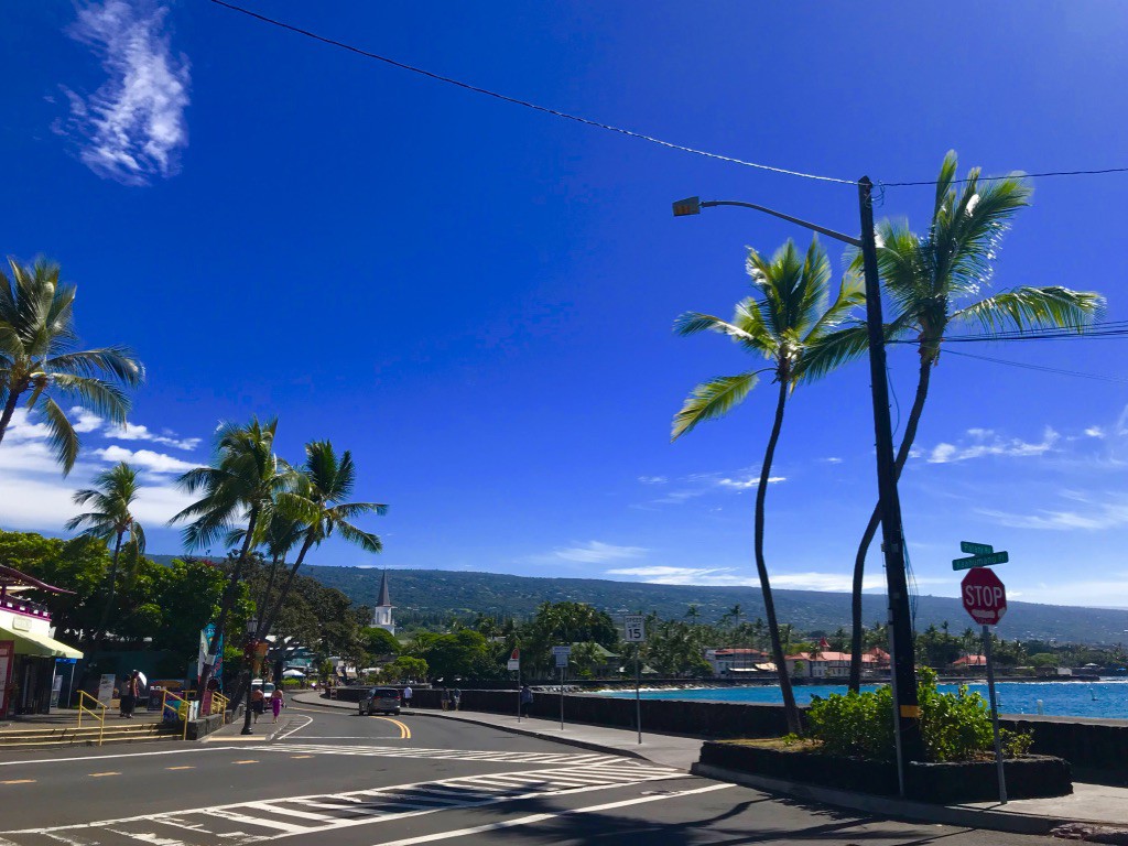 古き良き時代の街並みが残るカイルアコナ ホロホロ アイランド ツアーズ Allhawaiiオールハワイ