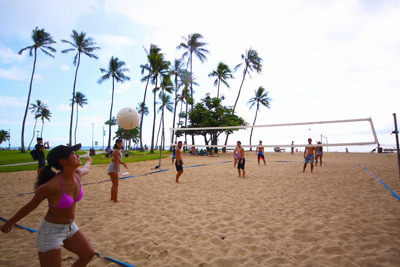 ハワイでビーチバレーで遊んじゃおう Allhawaiiオールハワイ